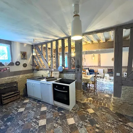 La Maison Labonnechose - Piscine Chauffee - Calme - Jeux Vakantiehuis