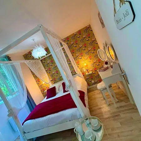 Holiday home La Maison Labonnechose - Piscine Chauffee - Calme - Jeux *