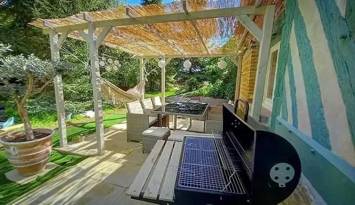 La Maison Labonnechose - Piscine Chauffee - Calme - Jeux *