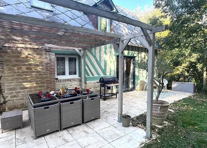 Dom wakacyjny La Maison Labonnechose - Piscine Chauffee - Calme - Jeux *