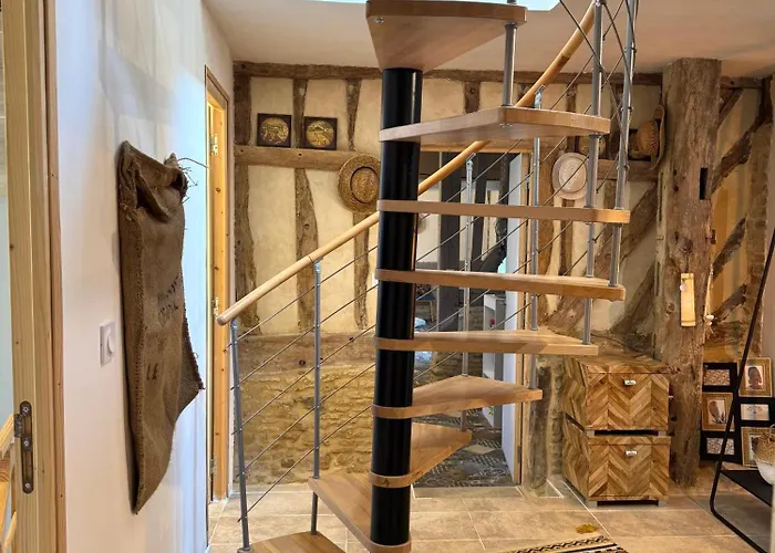 La Maison Labonnechose - Piscine Chauffee - Calme - Jeux