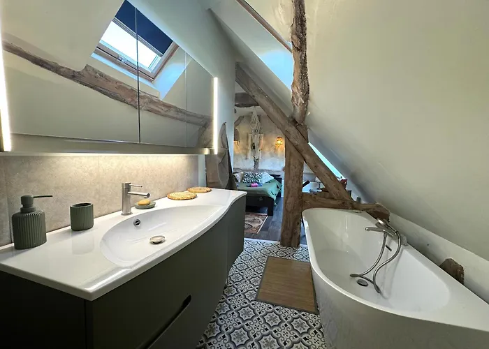 Holiday home La Maison Labonnechose - Piscine Chauffee - Calme - Jeux *